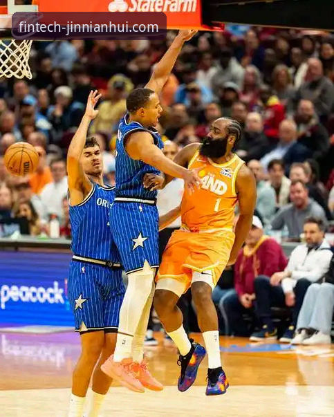 米切尔42分力挽狂澜，骑士险胜魔术延续连胜详解